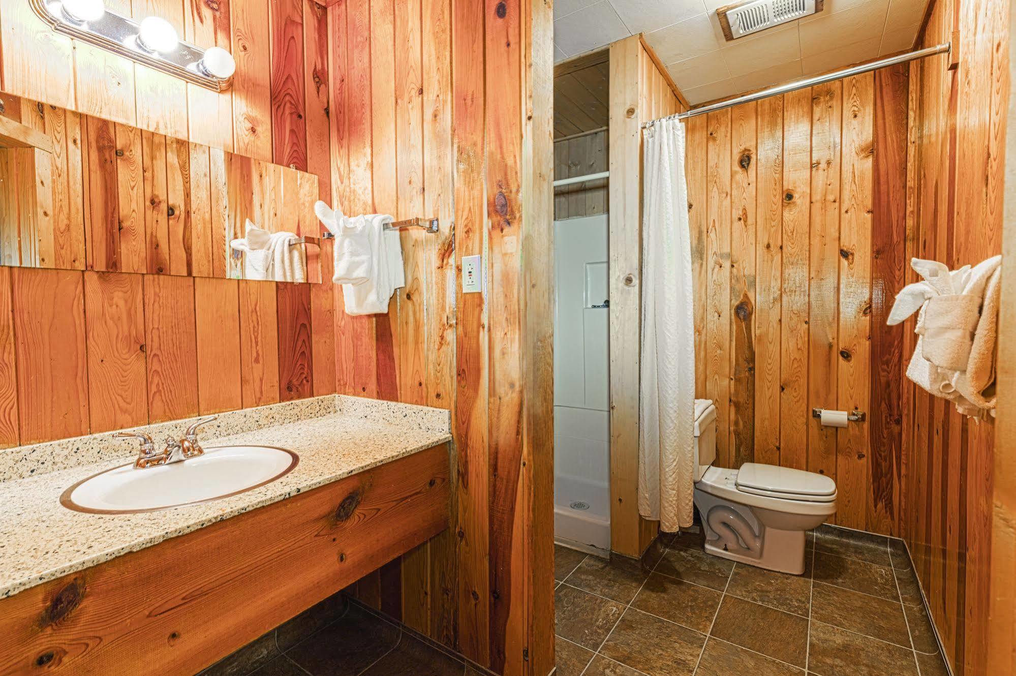 Sipapu Ski And Summer Resort Taos Exterior photo